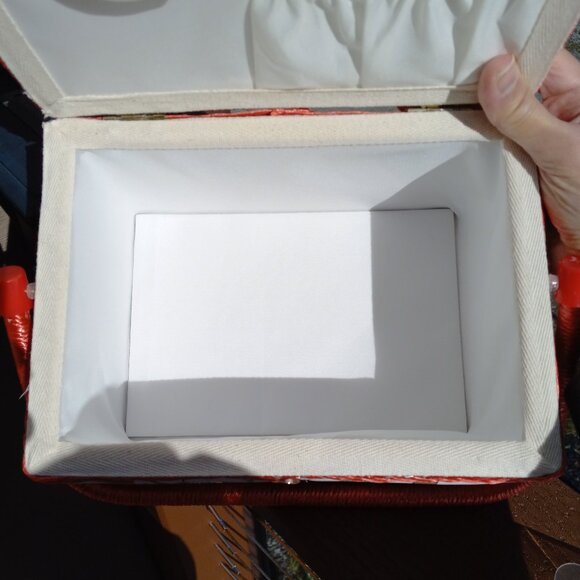 Fabric Covered Sewing Storage Box with Handle Resembles Singer - Picture 11 of 11